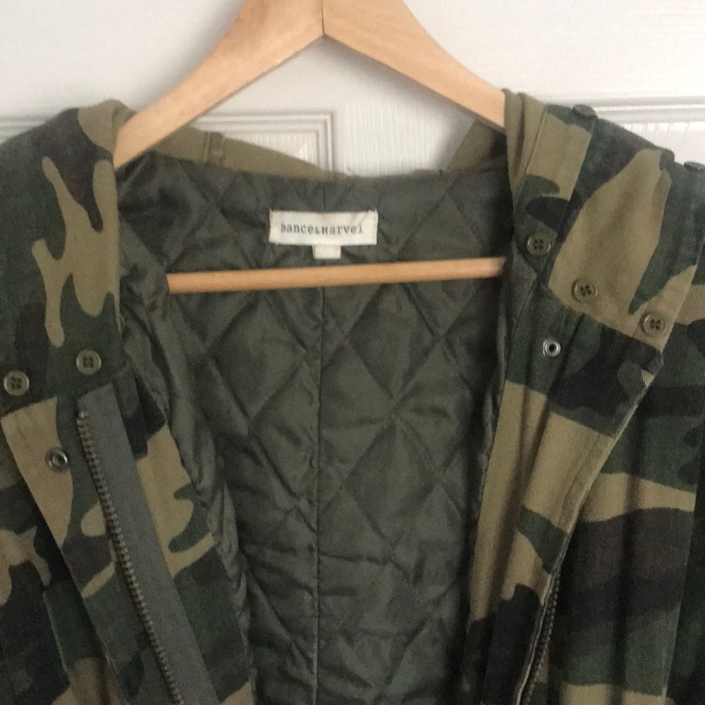 Jacket - Picture 2 of 6